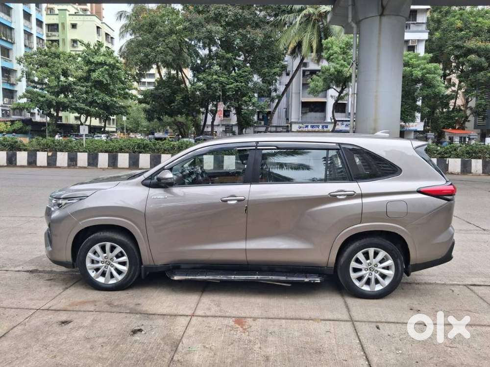 Toyota Innova Hycross 2.0 Vx Hybrid 7 Str, 2023, Petrol