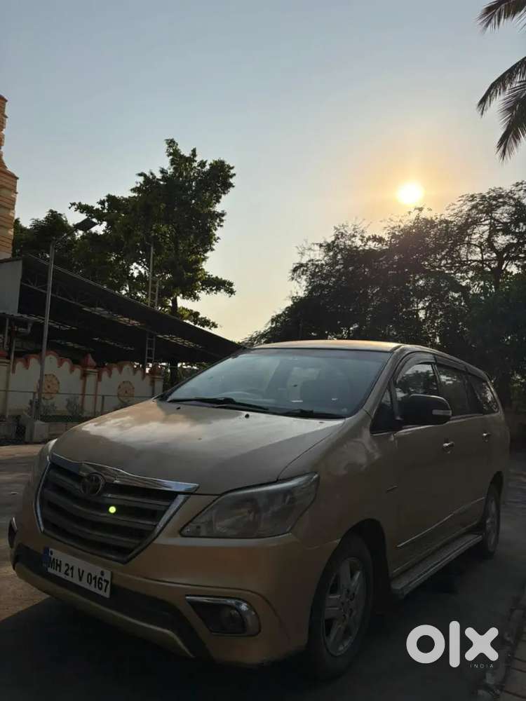 Toyota Innova 2007 Diesel 300000 Km Driven