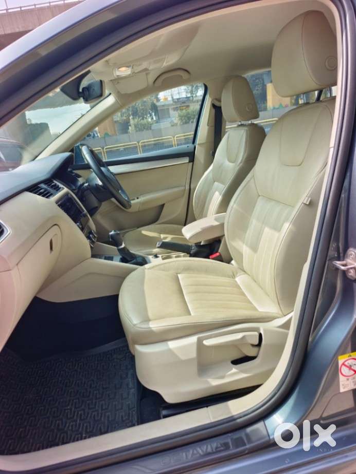 Skoda Octavia 1.8 Tsi At Style, 2018, Petrol