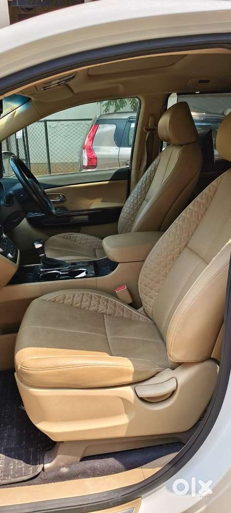 Kia Carnival Limousine Plus 7 Str, 2022, Diesel