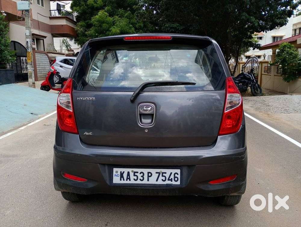 Hyundai i10 Magna Automatic, 2011, Petrol