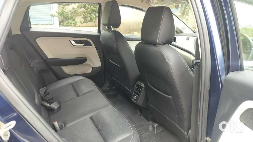 Tata Altroz 1.2 Xza Petrol Dct, 2022, Petrol