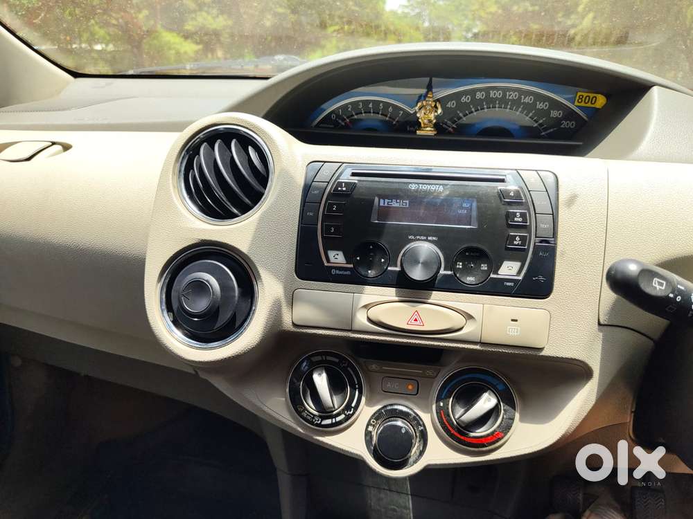 Toyota Etios Vx, 2015, Petrol