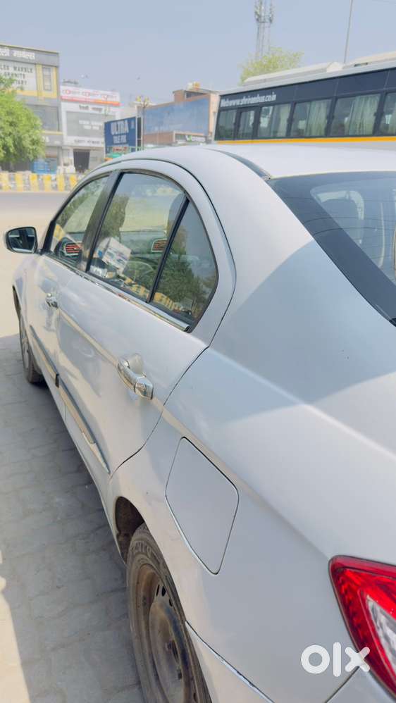 Maruti Suzuki Ciaz Diesel 2014 (28/november/ 2014)