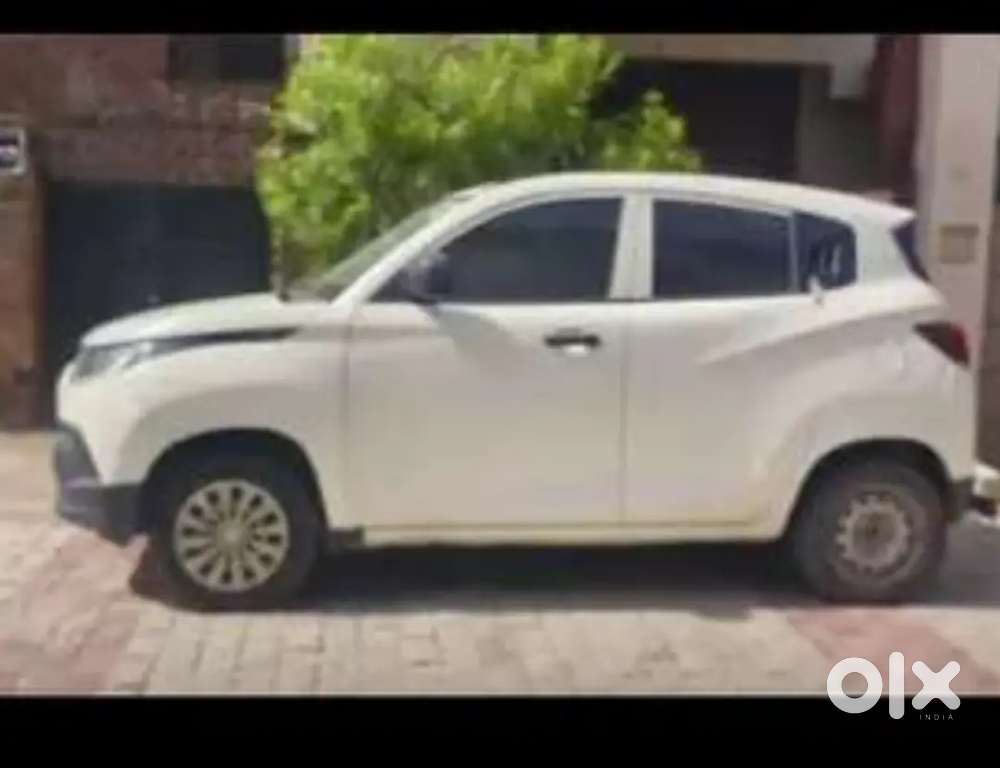 Mahindra Kuv100 Nxt Petrol With Company Fitted Cng 2018 2nd Owner