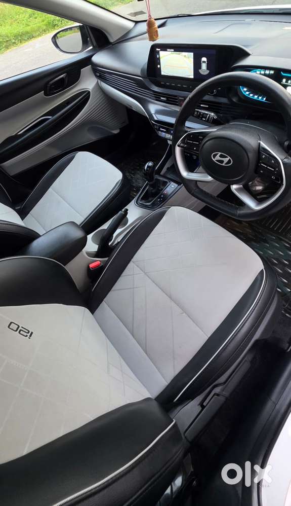 Hyundai I20 Asta (o) 1.2 Ivt, 2024, Petrol