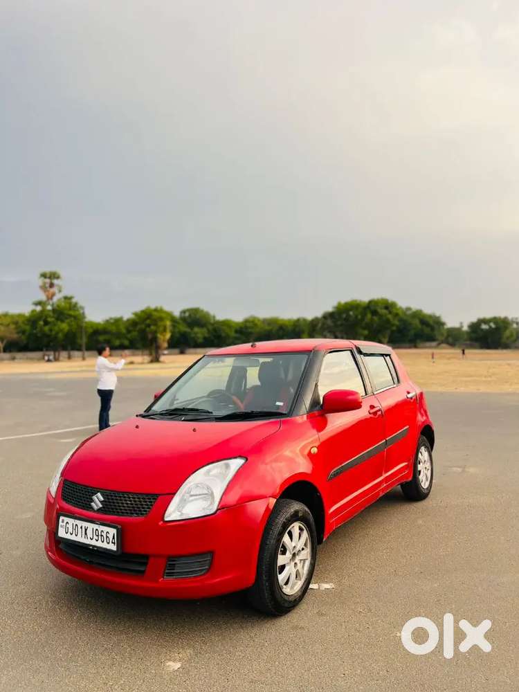 Maruti Suzuki Swift Zxi Petrol Cng