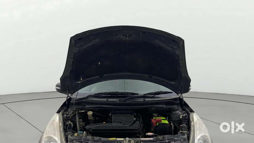 Maruti Suzuki Swift Vxi, 2015, Petrol