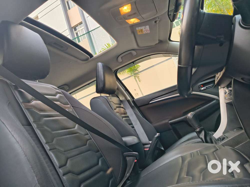 Maruti Suzuki Brezza 1.5 Zxi Plus Smart Hybrid, 2022, Petrol