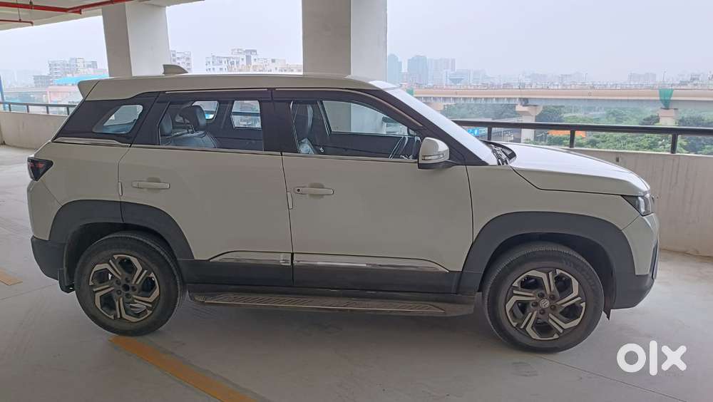 Maruti Suzuki Brezza 1.5 Vxi At Smart Hybrid, 2022, Petrol