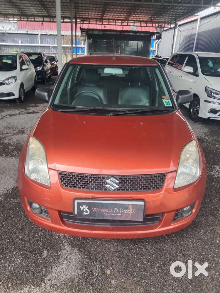 Maruti Suzuki Swift Vxi Optional, 2010, Petrol