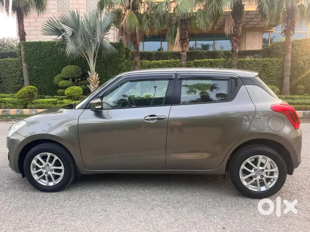 Maruti Suzuki Swift Zxi Plus, 2022, Petrol