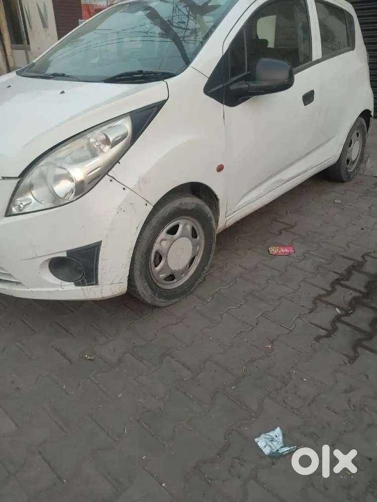 Chevrolet Beat Car Model 11 December Tak Pad