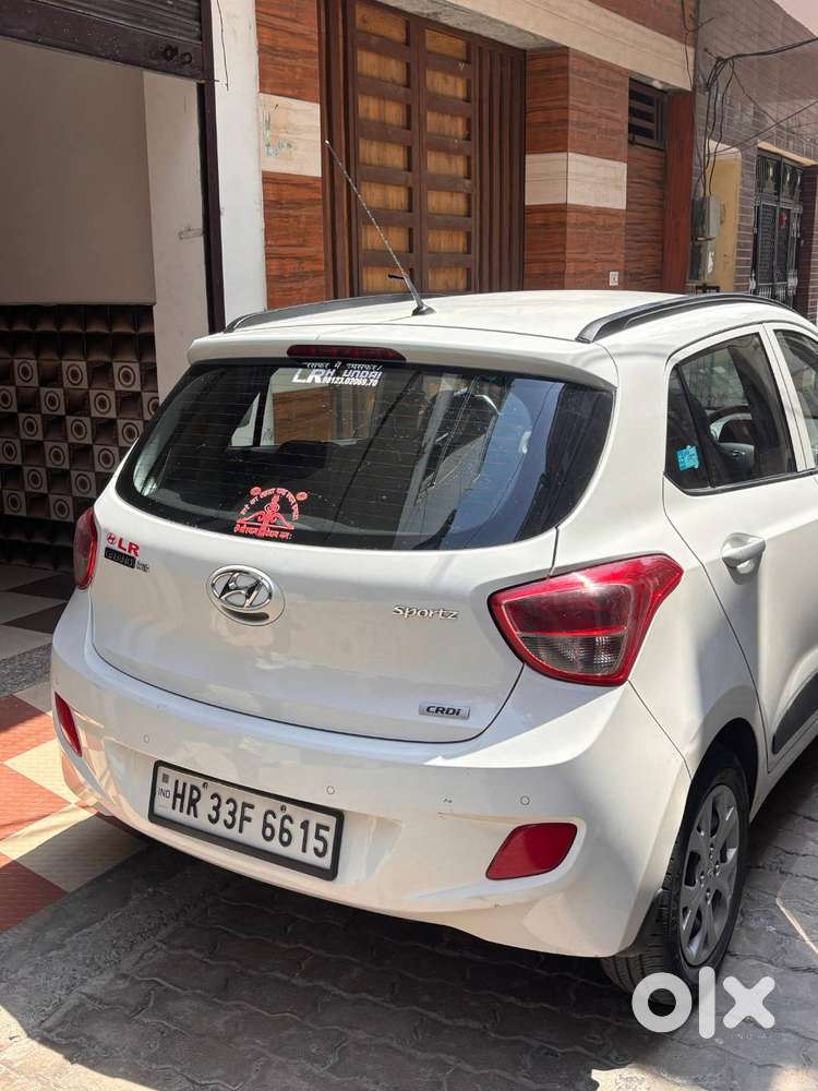 Hyundai Grand I10 2016 Diesel 64565 Km Driven