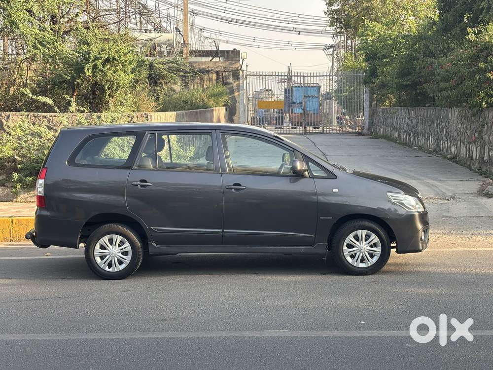 Toyota Innova 2.5 G (diesel) 7 Seater, 2015, Diesel