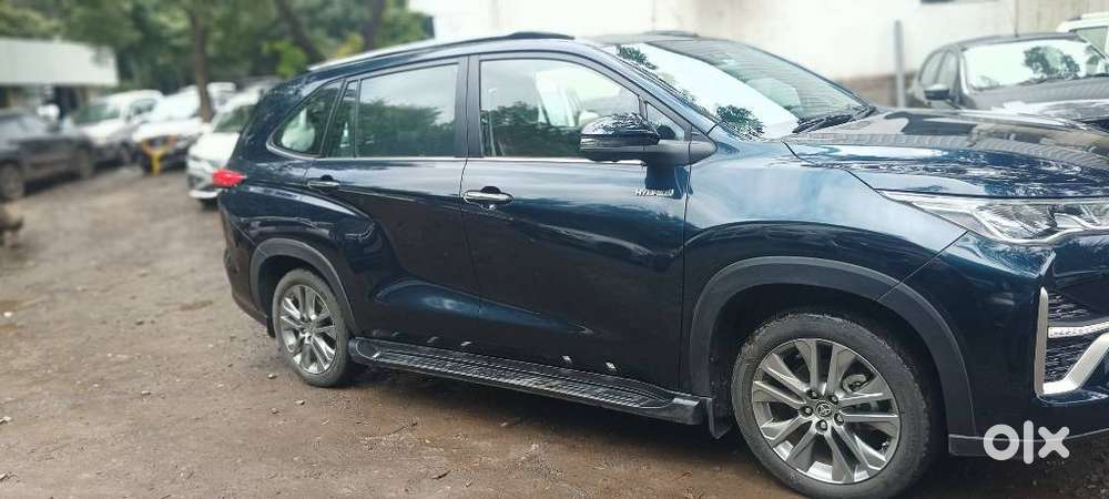 Toyota Innova Hycross 2.0 Zx Hybrid 7 Str, 2025