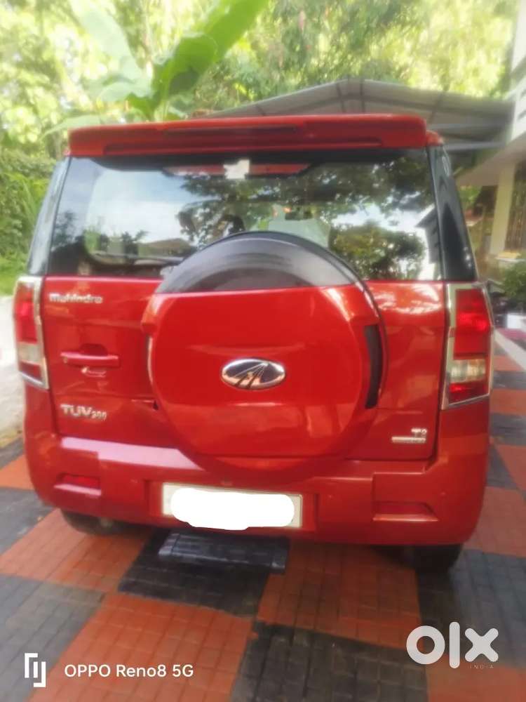 Mahindra Tuv300 T8 Autoshift Diesel 2015 | 7 Seater