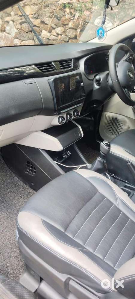 Renault Triber 2025 Petrol 15000 Km Driven