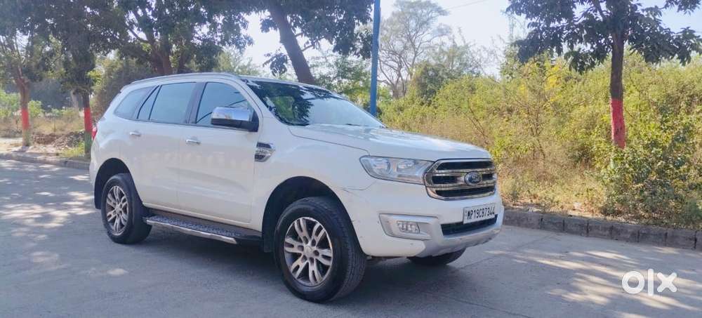 Ford Endeavour 3.2 Titanium At 4x4, 2017, Diesel