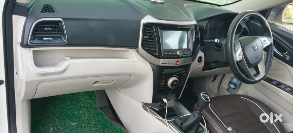 Car, Mahindra, Xuv, Mahindra Xuv , Mahindra Xuv300 9/2022 Petrol