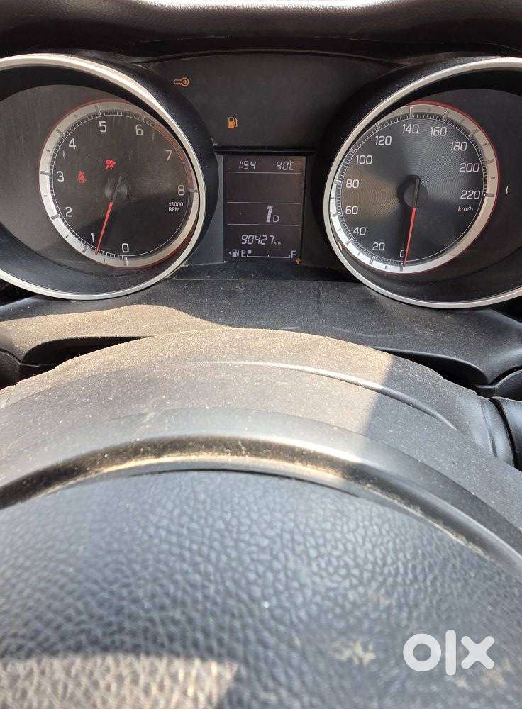 Maruti Suzuki Swift Amt Vvt Zxi, 2023, Petrol