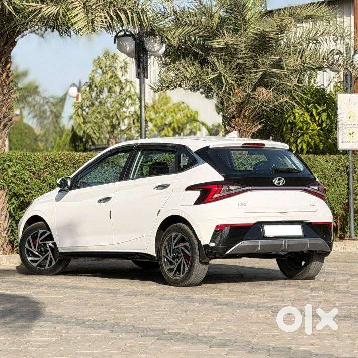 Hyundai I20 Asta Option Cvt, 2025, Petrol