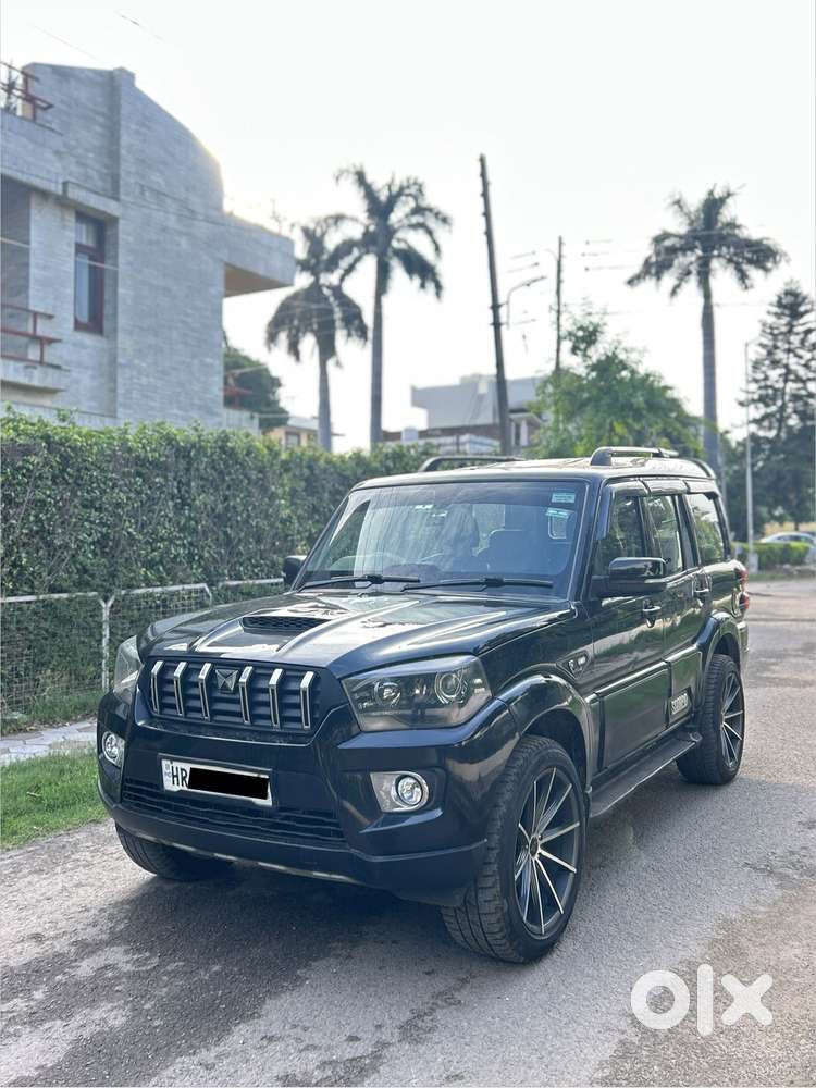Mahindra Scorpio Classic 2.2 S 11 Mt 7 Str, 2021, Diesel