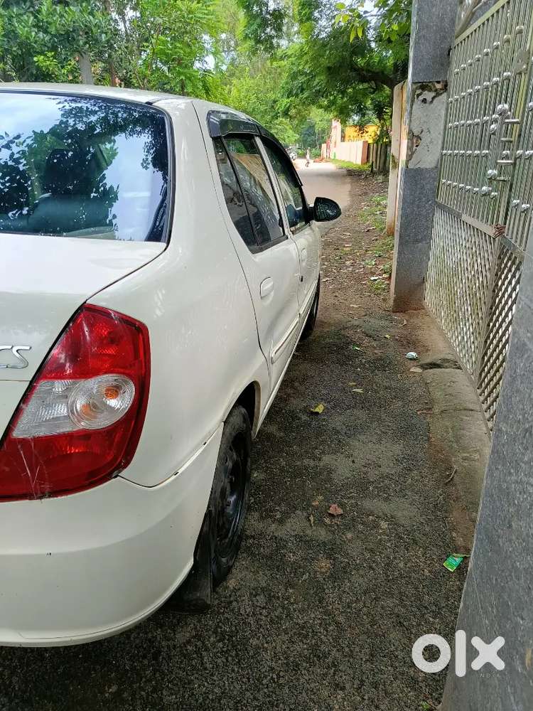 Tata Indigo Ecs Glx 2013