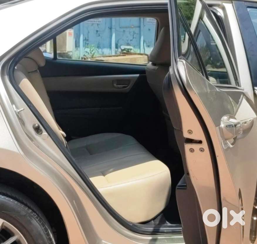 Toyota Corolla Altis Vl At, 2016, Petrol