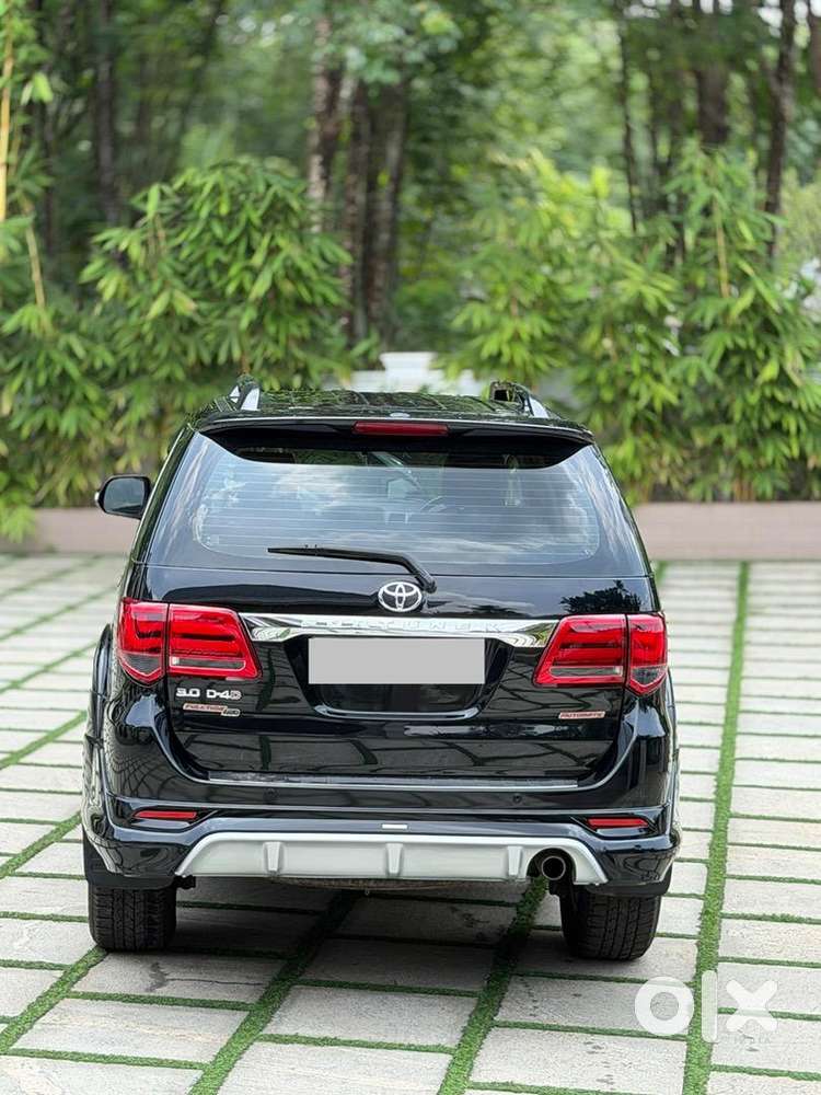 Toyota Fortuner 2016