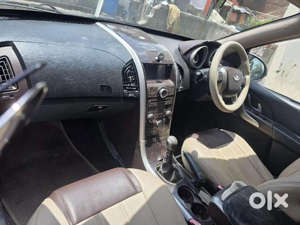 Mahindra Xuv500 2014 Diesel 60000 Km Driven