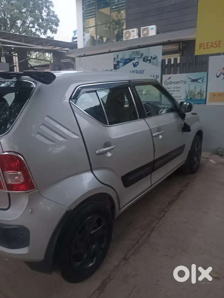 2nd Owner Maruti Ignis 2017