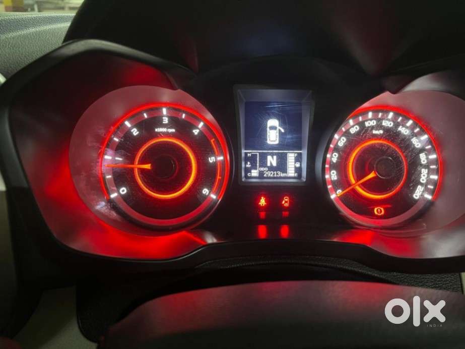 Mahindra Xuv300 W8 Amt Optional Diesel, 2023, Diesel