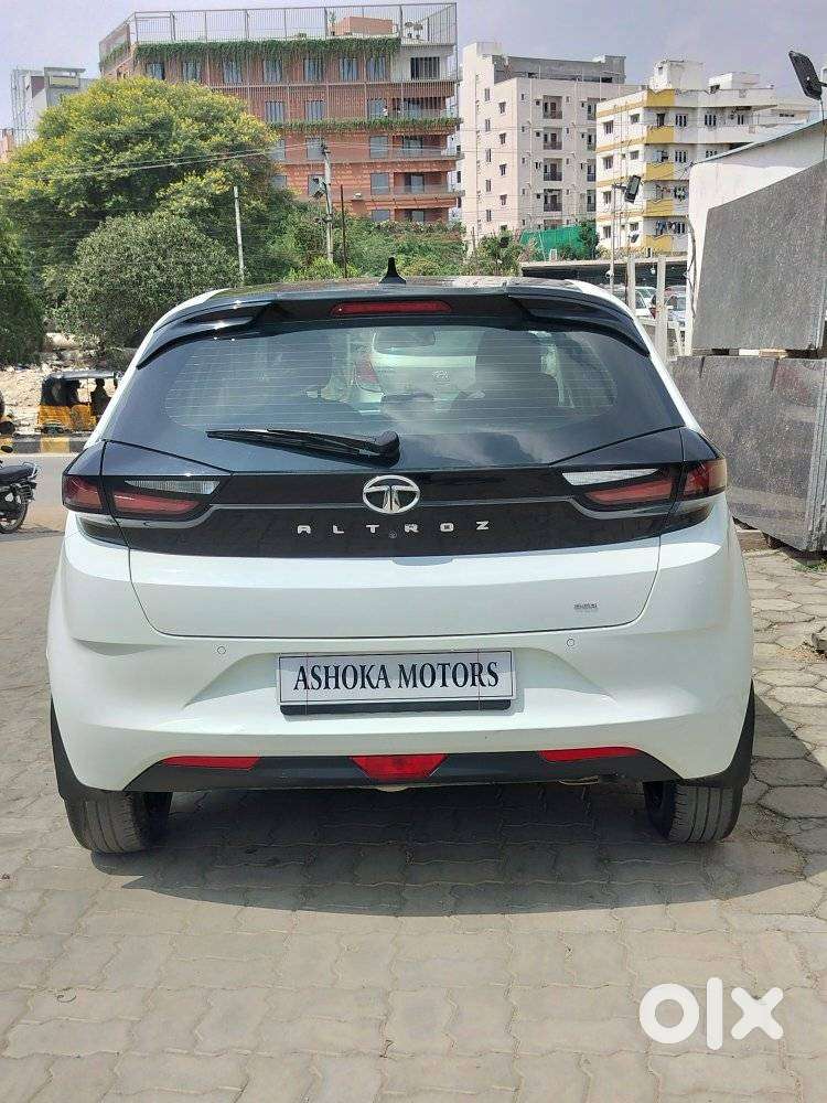 Tata Altroz 1.2 Xe Plus Petrol, 2023, Petrol