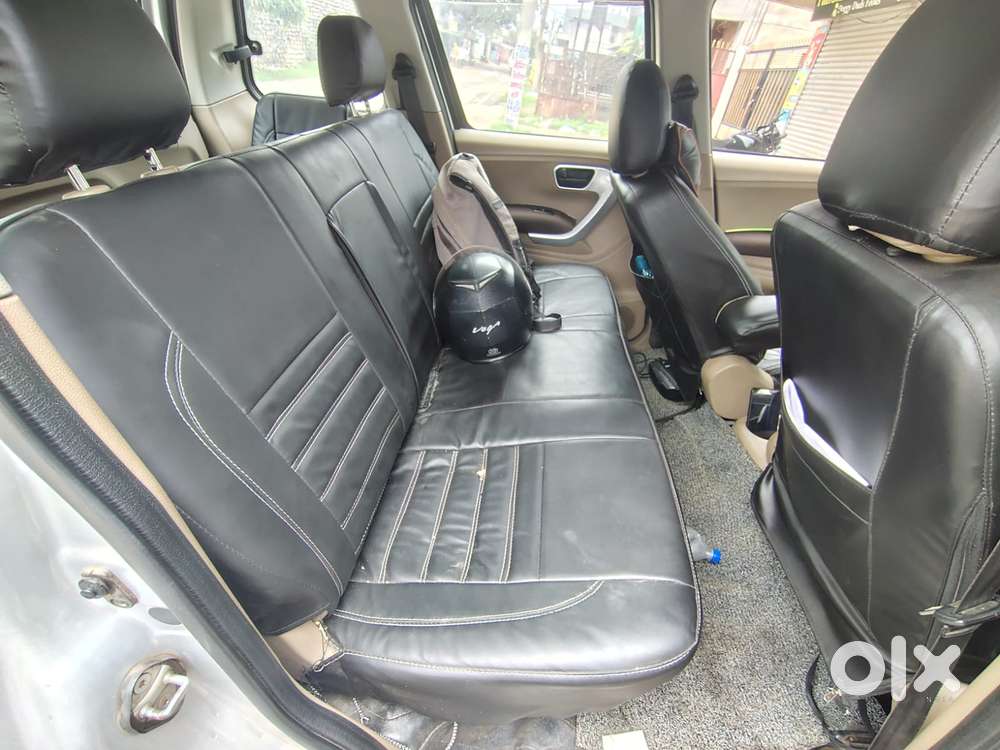 Mahindra Tuv 300 T8, 2017, Diesel