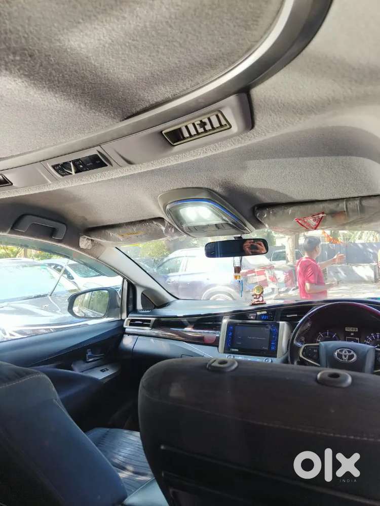 Toyota Innova Crysta 2.4 V 2018 Delhi Registerion  No Replacement