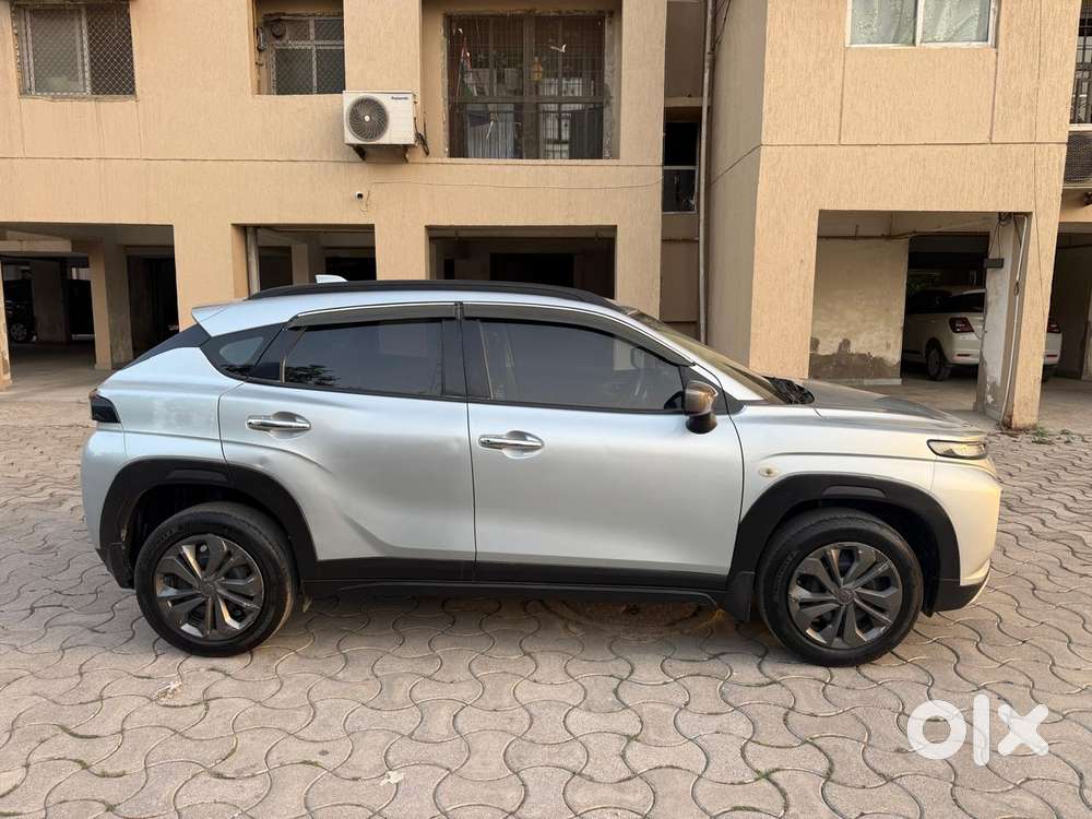 Maruti Suzuki Fronx Sigma 1.2 Mt, 2023, Petrol