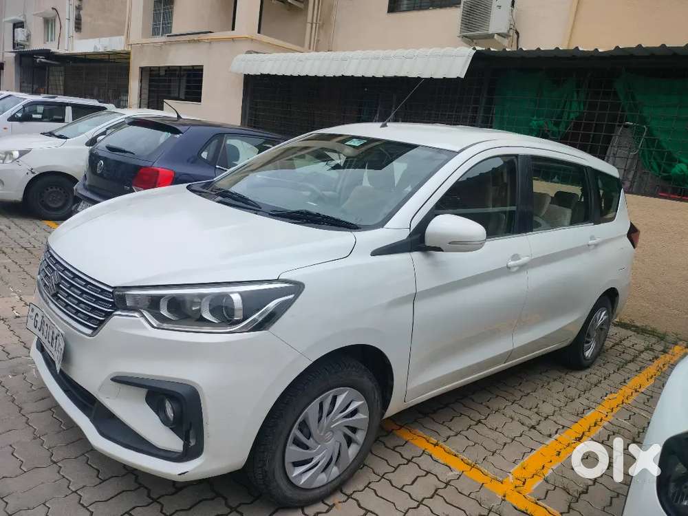 Maruti Suzuki Ertiga 7 Seater Smart Hybrid First Owner White Color