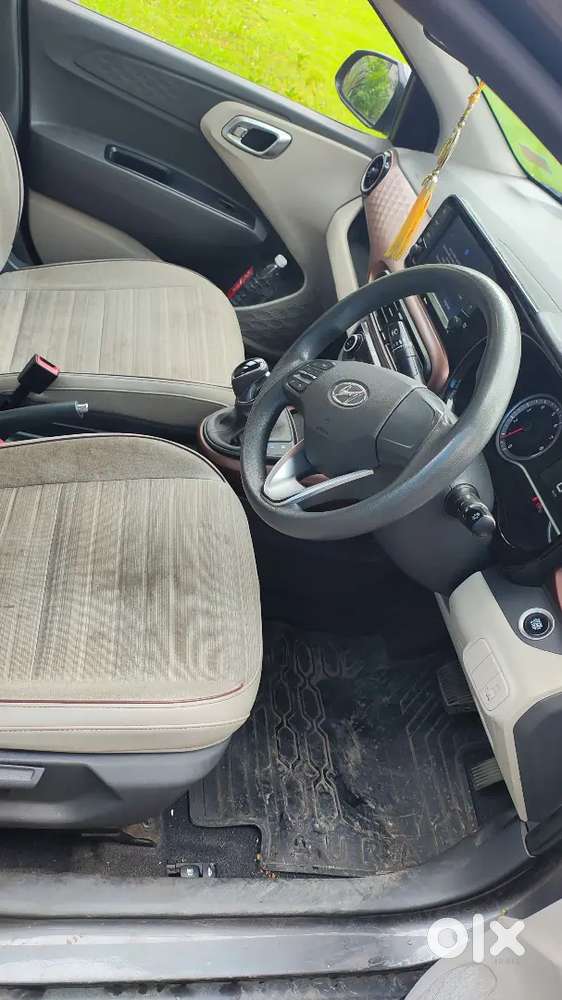 Hyundai Aura 1.2 Sx Plus Amt For Urgent Sale