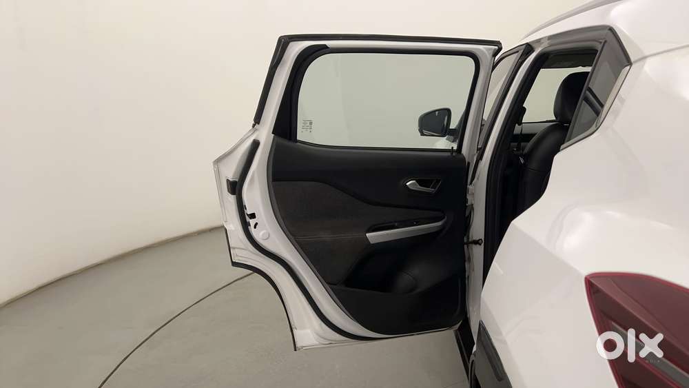 Nissan Magnite 1.0 Xv Premium Turbo, 2022, Petrol