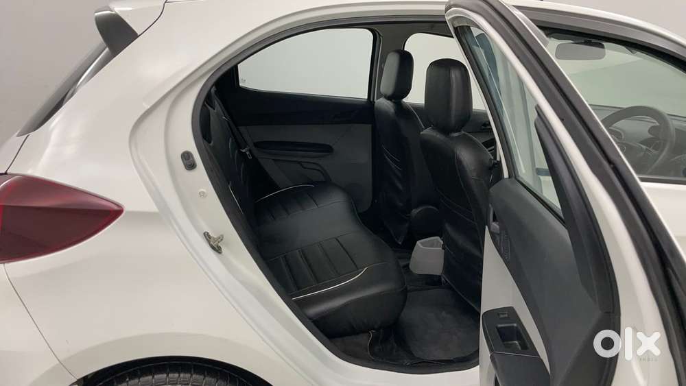 Tata Tiago 1.2 Revotron Xt Option, 2022, Petrol