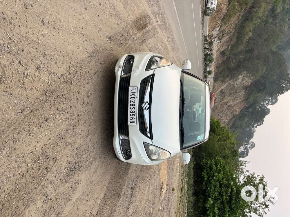 For Sale: 2016 Maruti Suzuki Swift Dzire Vxi Petrol – Well Maintained