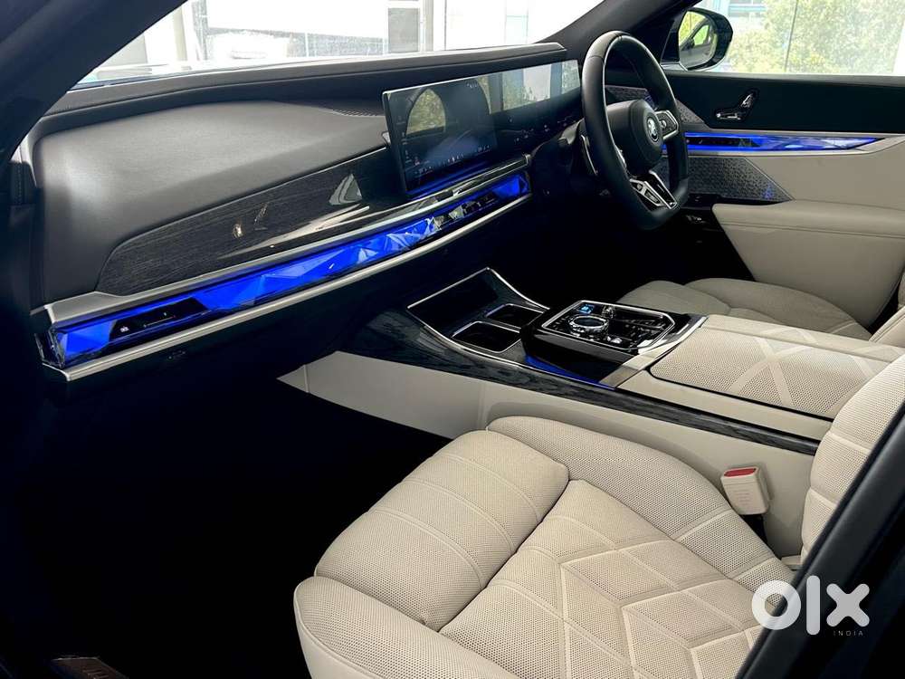 Bmw I7 M70 Xdrive, 2025, Electric