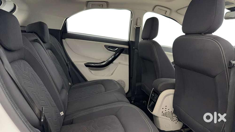 Tata Nexon 1.2 Revotron Xz Plus Premium, 2021, Petrol