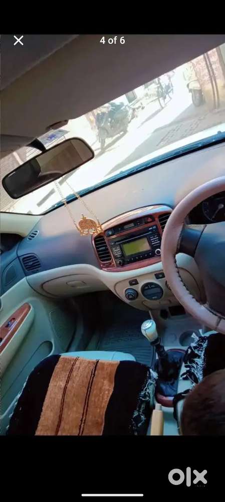 Well Maintain Car Ac Chilled Music System Okay 70% Tire 25 Mileage