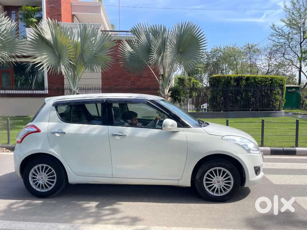 Maruti Suzuki Swift 2013 Petrol 80000 Km Driven