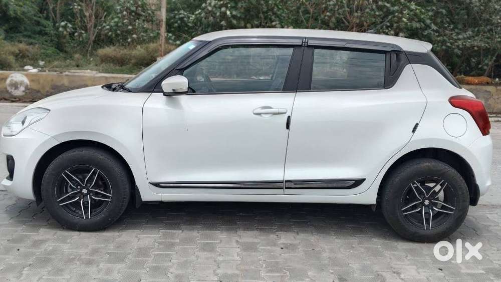 Maruti Suzuki Swift Vxi Abs Bsiv, 2019, Petrol