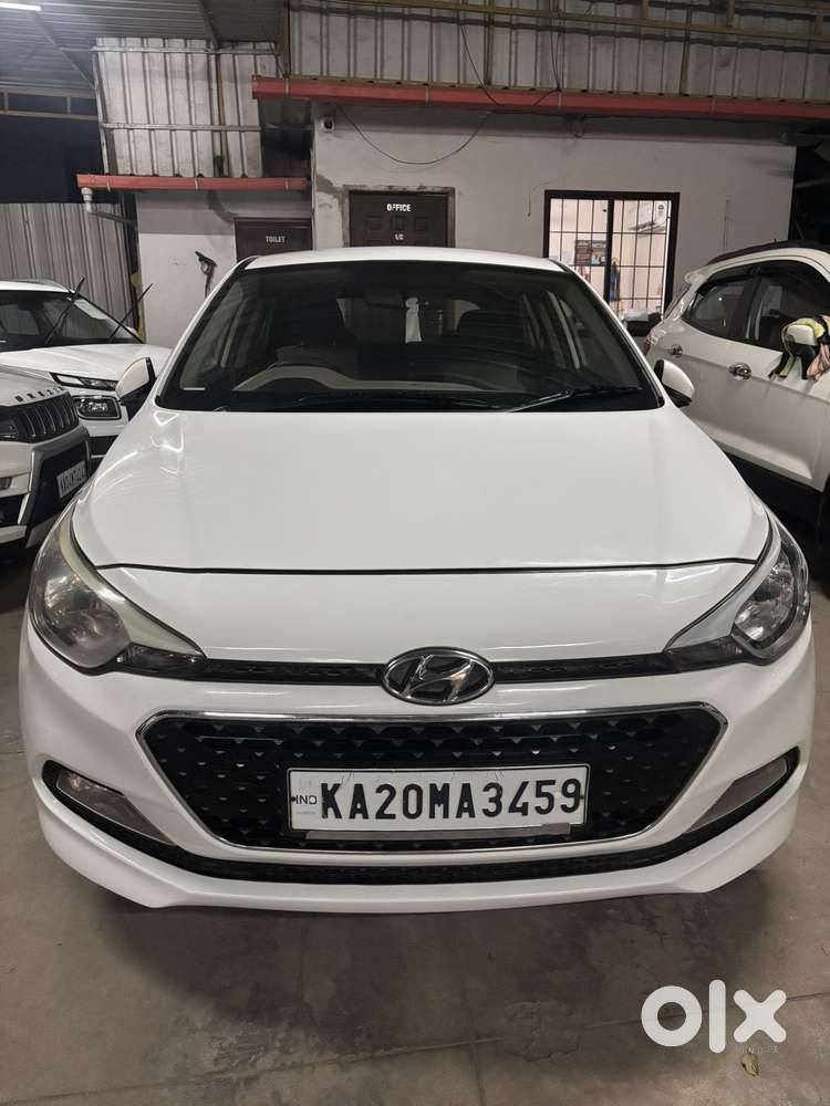 Hyundai I20 Sportz Option 1.2, 2015, Petrol