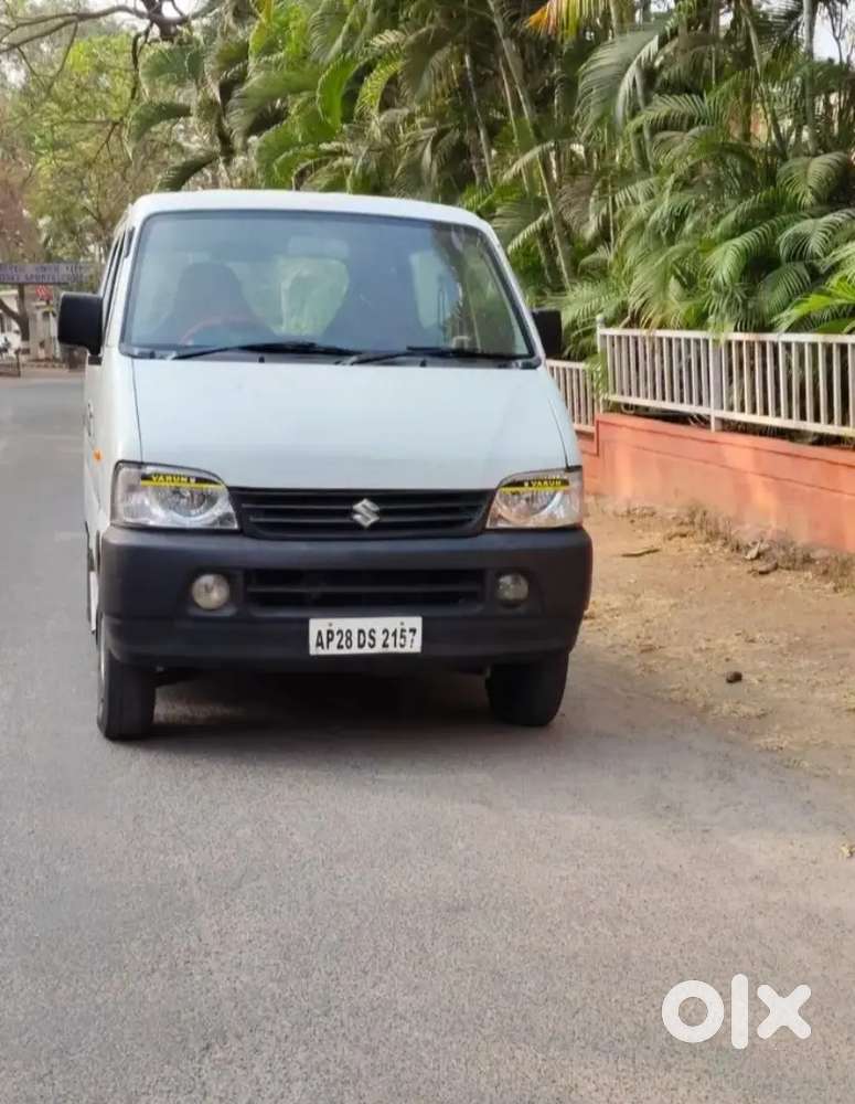 Maruti Suzuki Eeco 2013 Cng & Hybrids Well Maintained