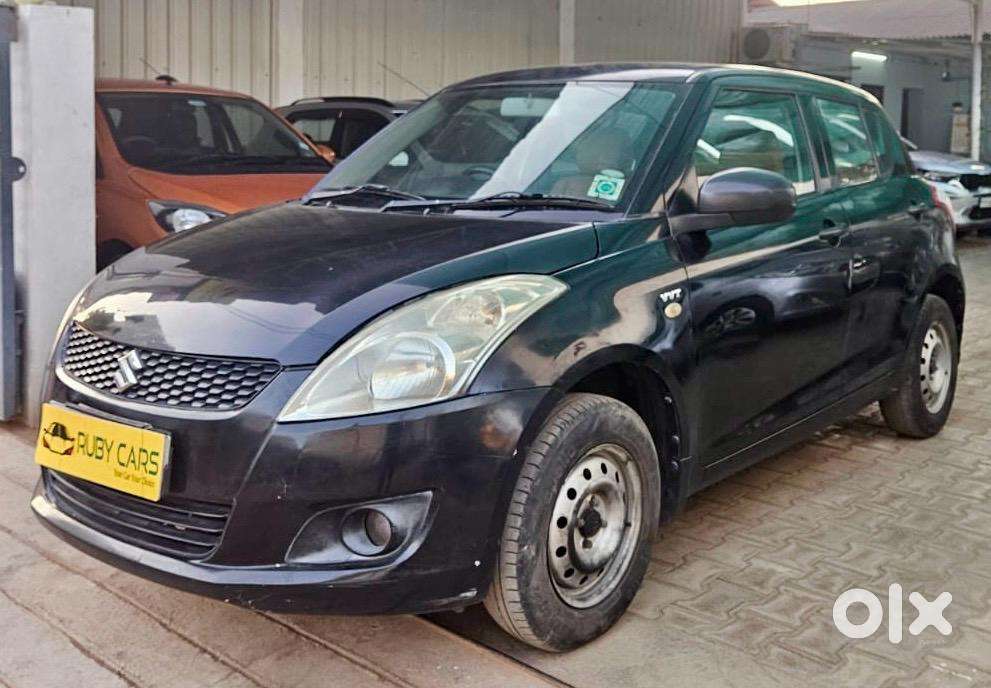 Maruti Suzuki Swift 2011-2014 Lxi, 2013, Petrol